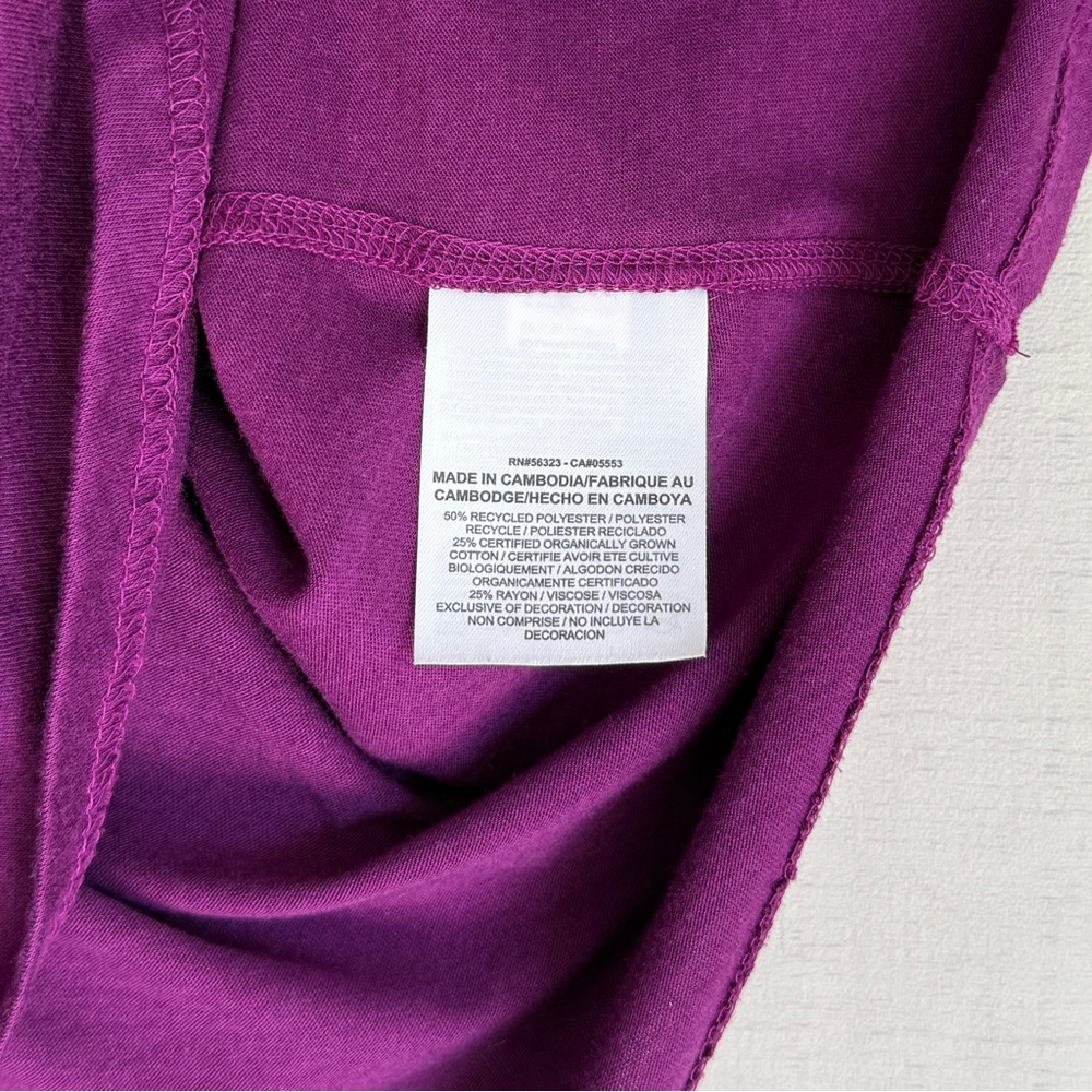 Women’s Nike Tank - Picture 4 of 7